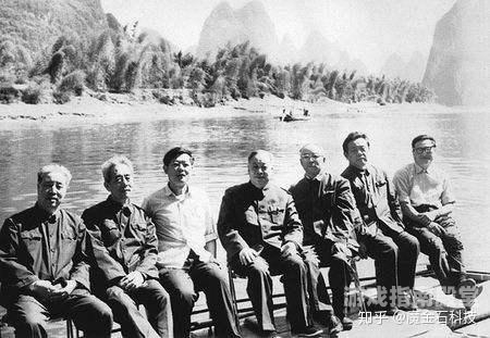 武国崛起武国崛起，从历史尘埃中重塑荣耀的史诗篇章