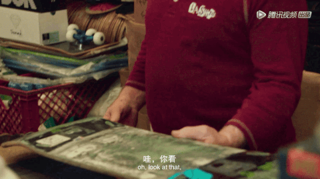 久久人人爽人人片浪潮a人人爽的浪潮，你跟上了吗？