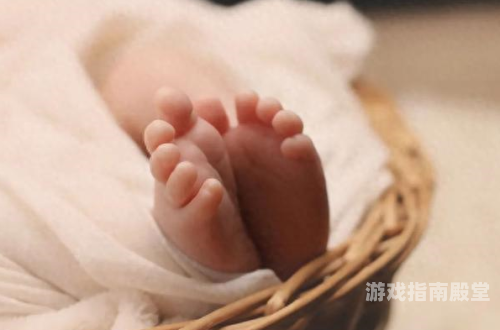 1岁半宝宝打疫苗双手插兜表情淡定，网友，这娃太有范儿了！一岁宝宝打疫苗手臂红肿怎么办