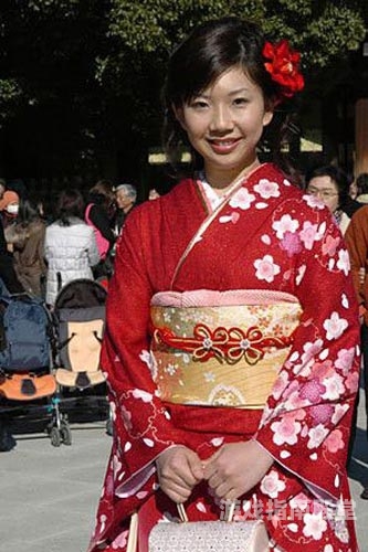 日本成人a V在线，探索性新闻资讯