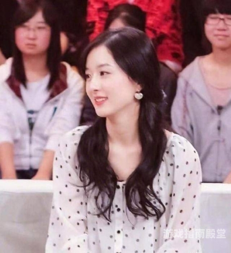 揭秘日韩中文人妻无码直播，真实魅力与网络热议